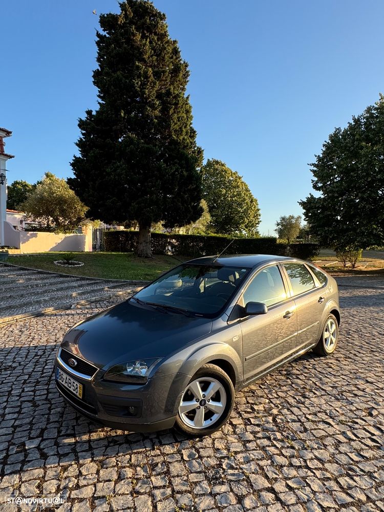 Ford Focus 1.6 TDCi Sport - 12