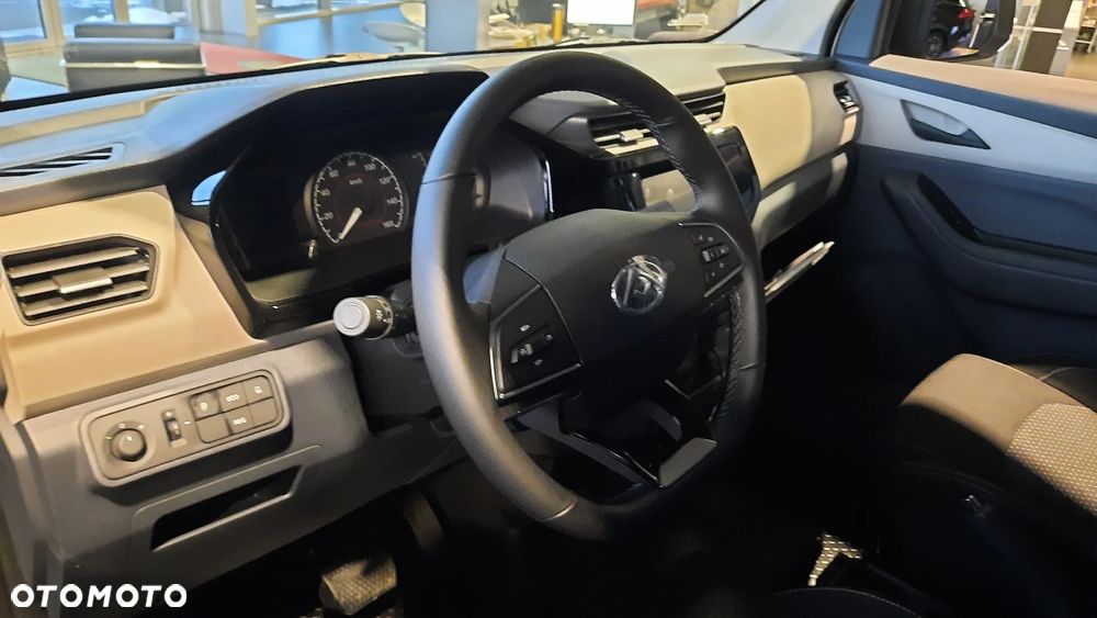 Maxus Delivery 3 - 7