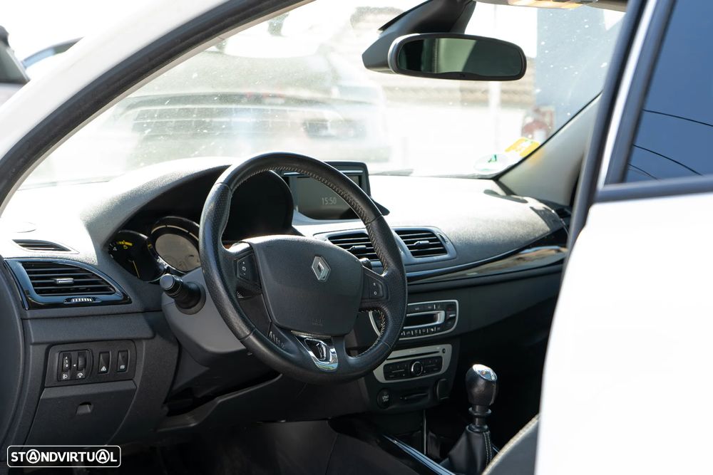 Renault Mégane Coupe Energy dCi 130 FAP Start & Stop Bose Edition - 5