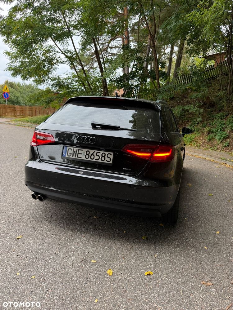 Audi A3 Sportback 2015 photo 2