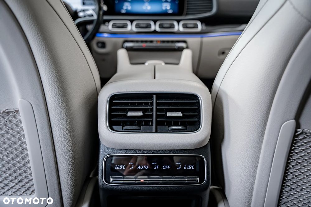Mercedes-Benz GLS 450 d mHEV 4-Matic AMG Line - 28