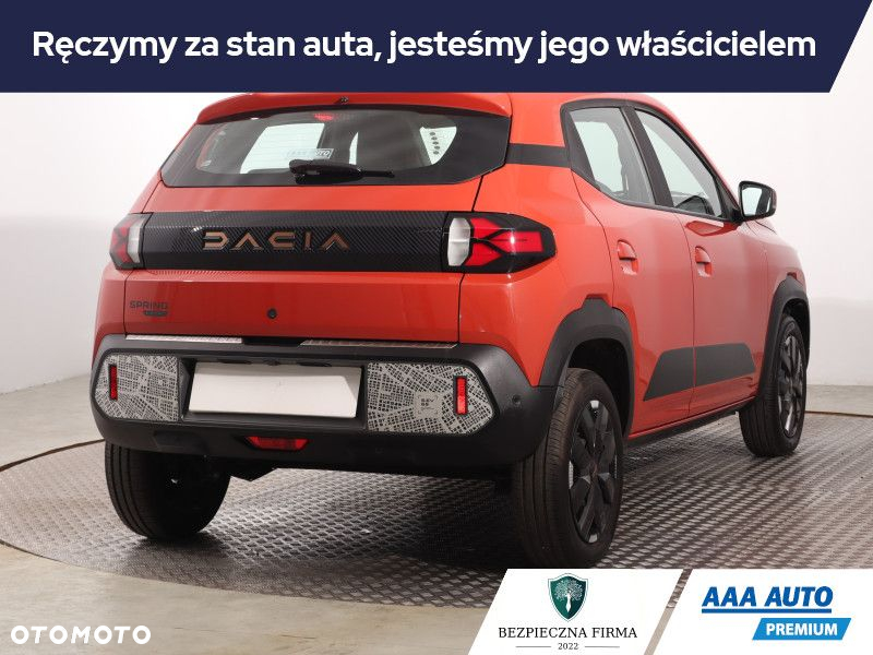 Dacia Spring - 6