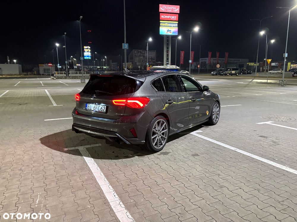 Ford Focus 2.3 EcoBoost ST - 26