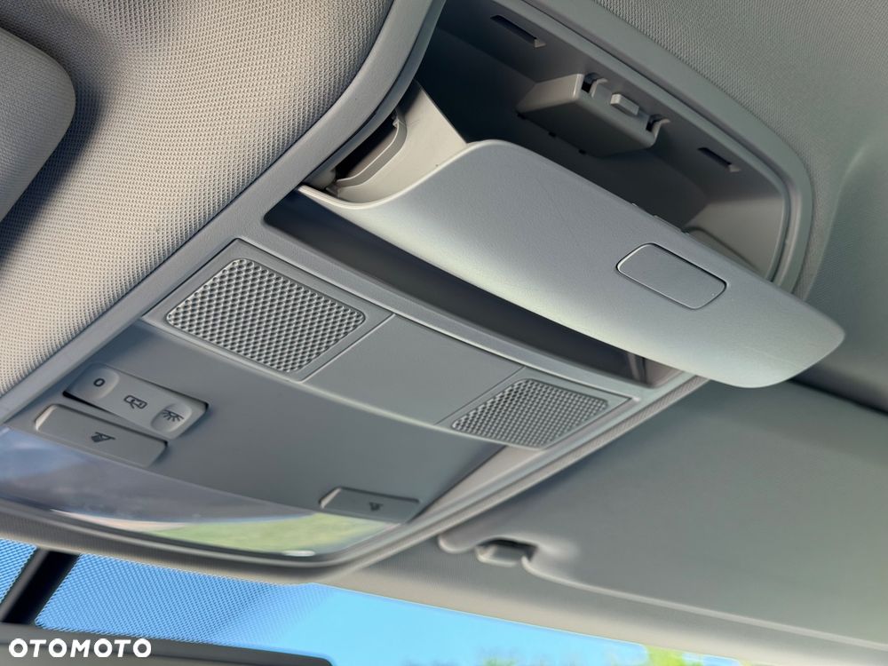 BMW X1 sDrive18d Advantage sport - 32
