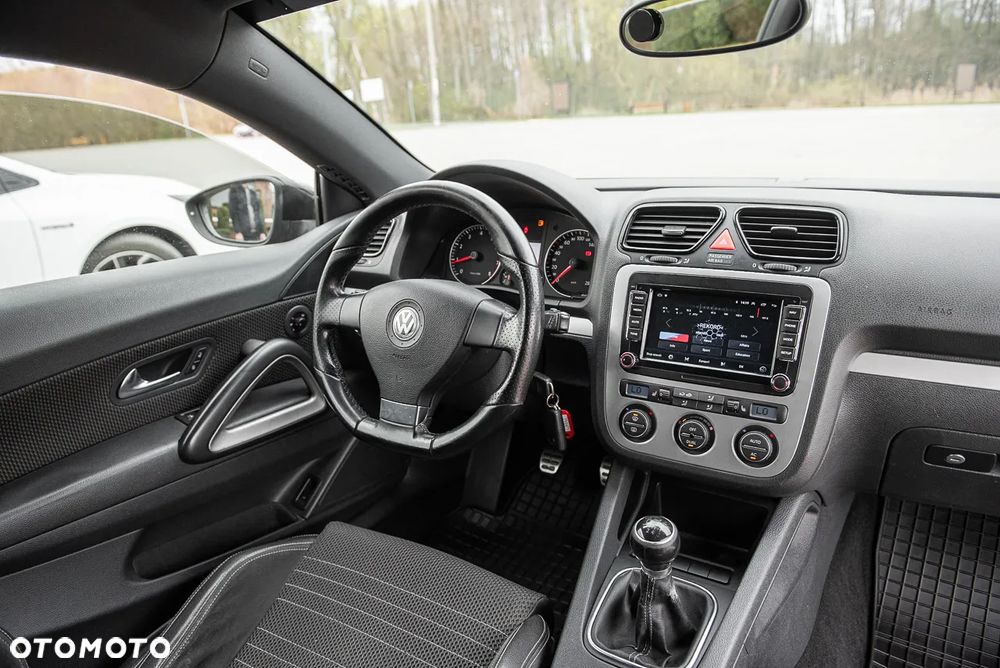Volkswagen Scirocco - 24