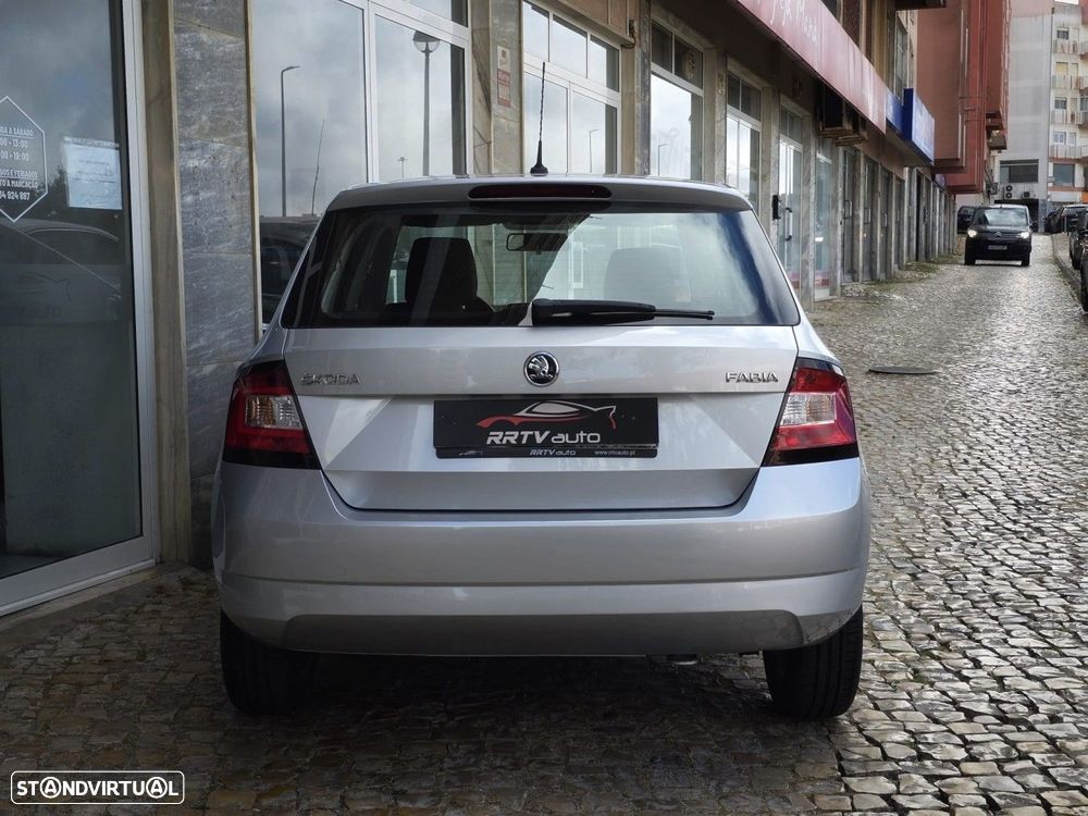 Skoda Fabia 1.0 Ambition - 14