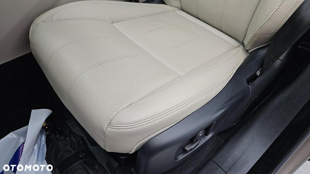 Land Rover Range Rover Velar 2.0 Si4 GPF R-Dynamic SE - 12