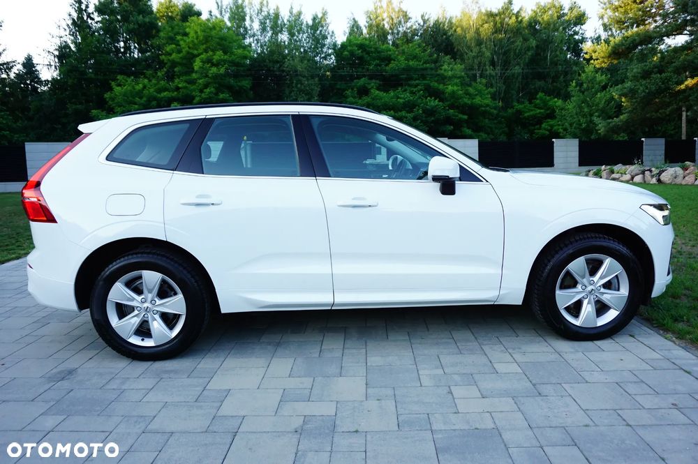 Volvo XC 60 B4 B Momentum Pro - 15