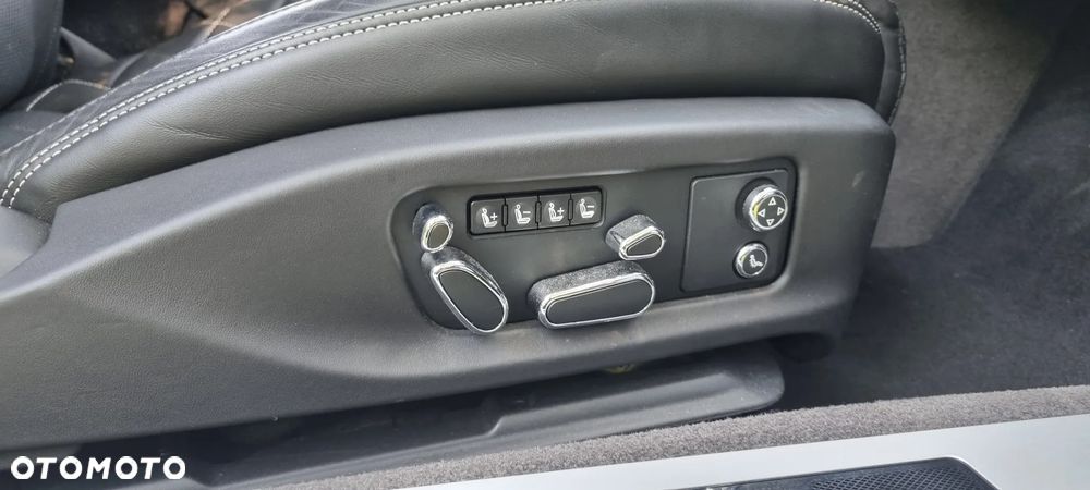 Bentley Continental GT V8 - 9