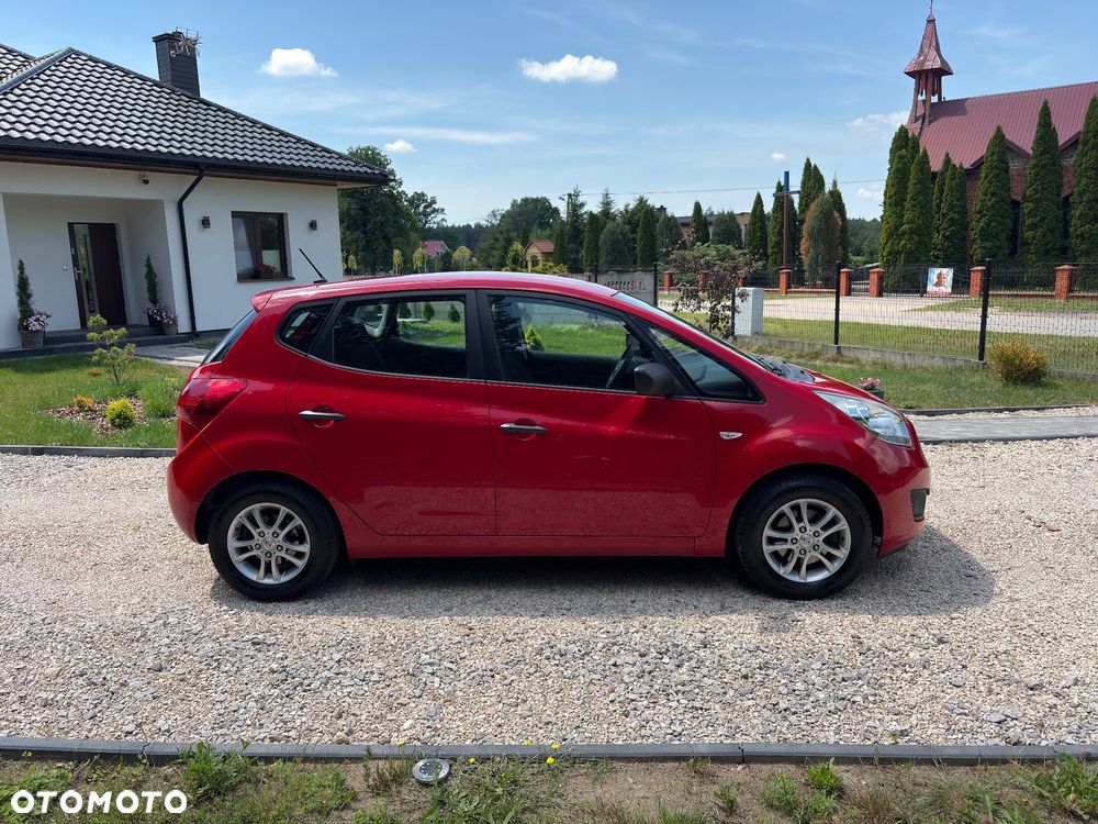 Kia Venga - 4