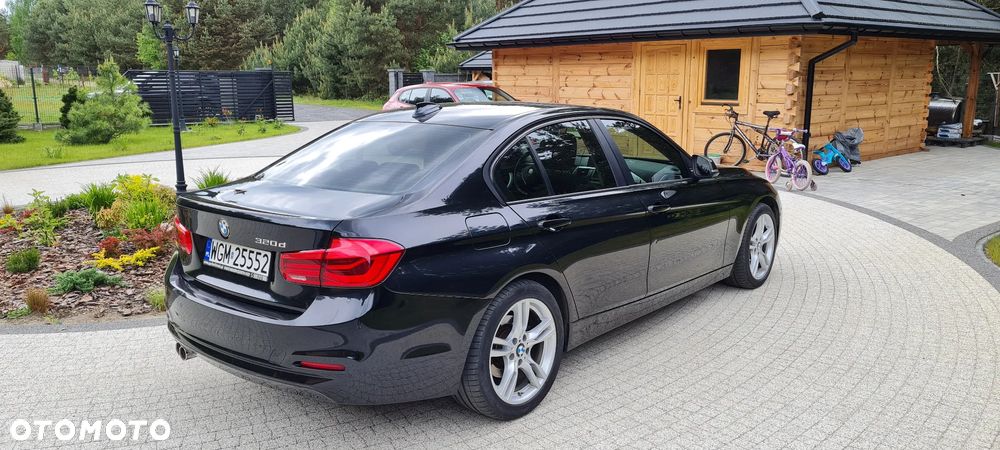 BMW Seria 3 320d Sport Line Sport - 2