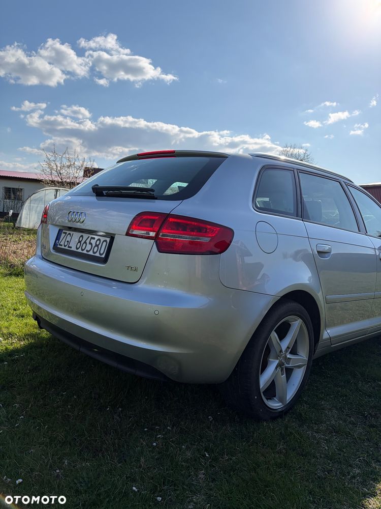 Audi A3 Sportback 2.0 TDI Attraction - 3