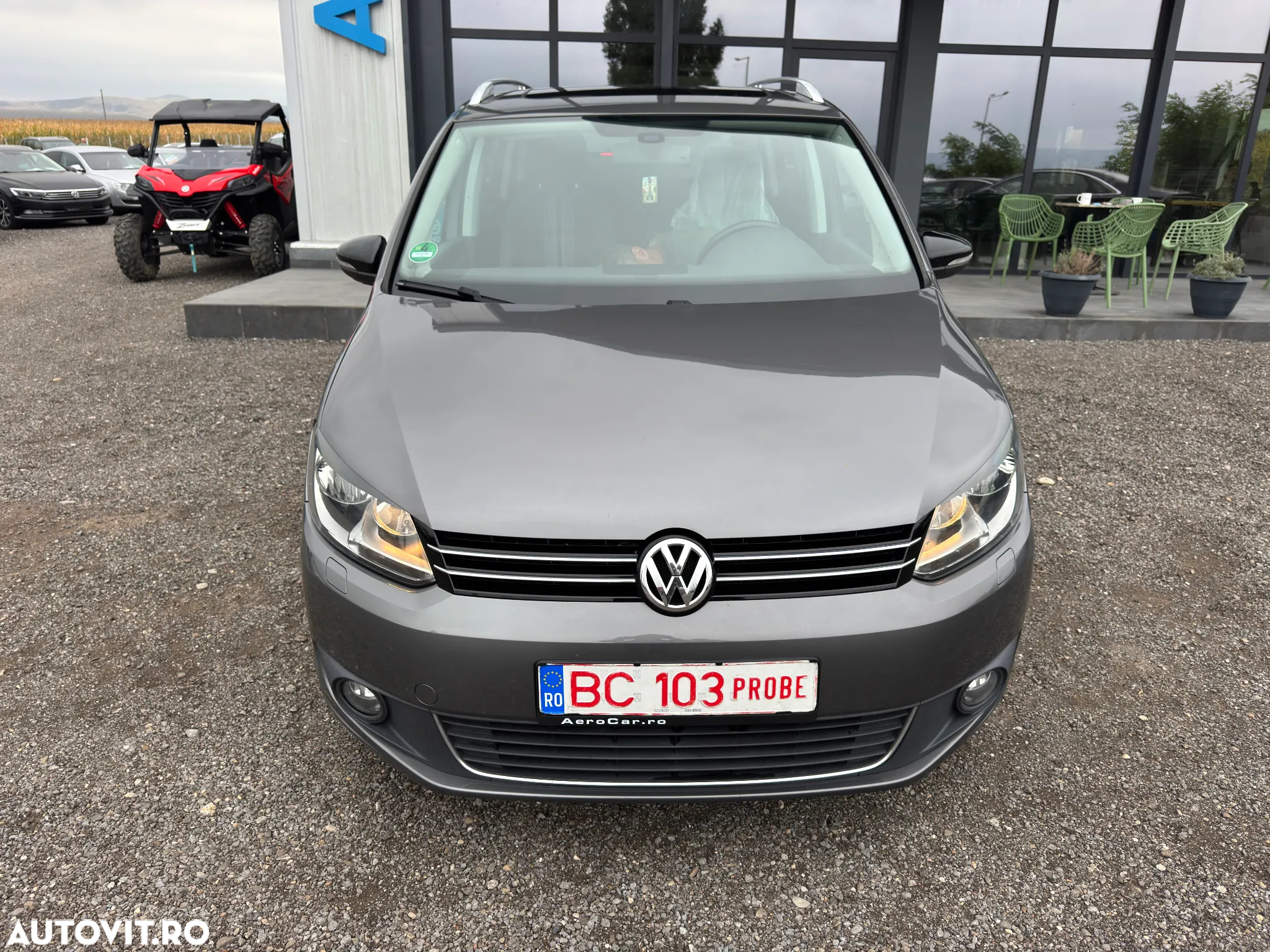 Volkswagen Touran 2.0 TDI DPF BlueMotion Technology MATCH - 3