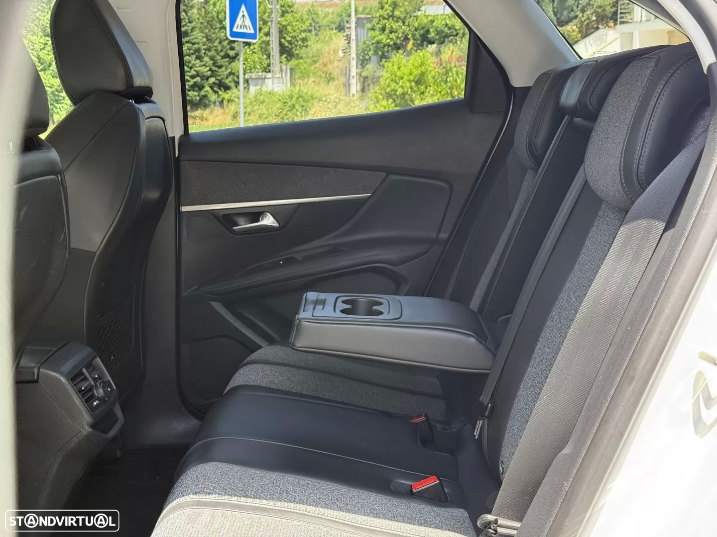 Peugeot 3008 BlueHDi 120 Stop & Start EAT6 Allure - 15