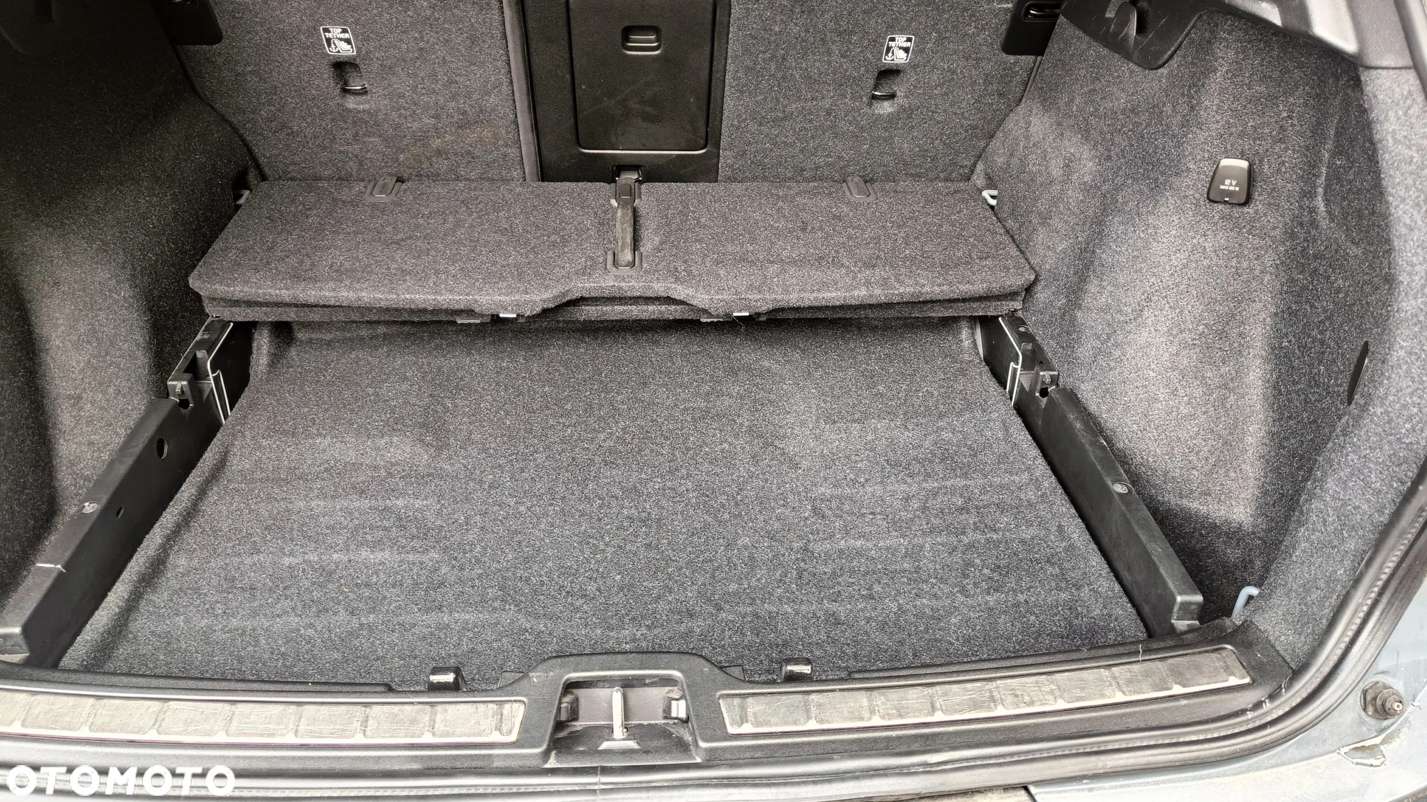 Volvo XC 40 B5 AWD Ultimate Dark - 37