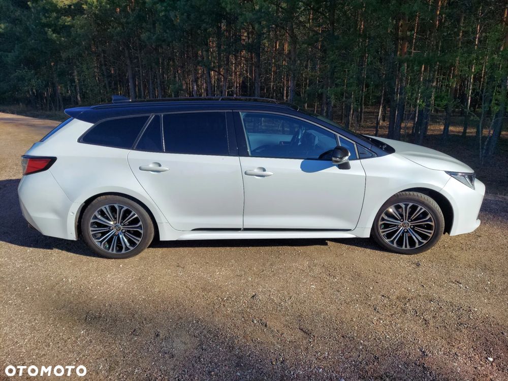 Toyota Corolla - 33