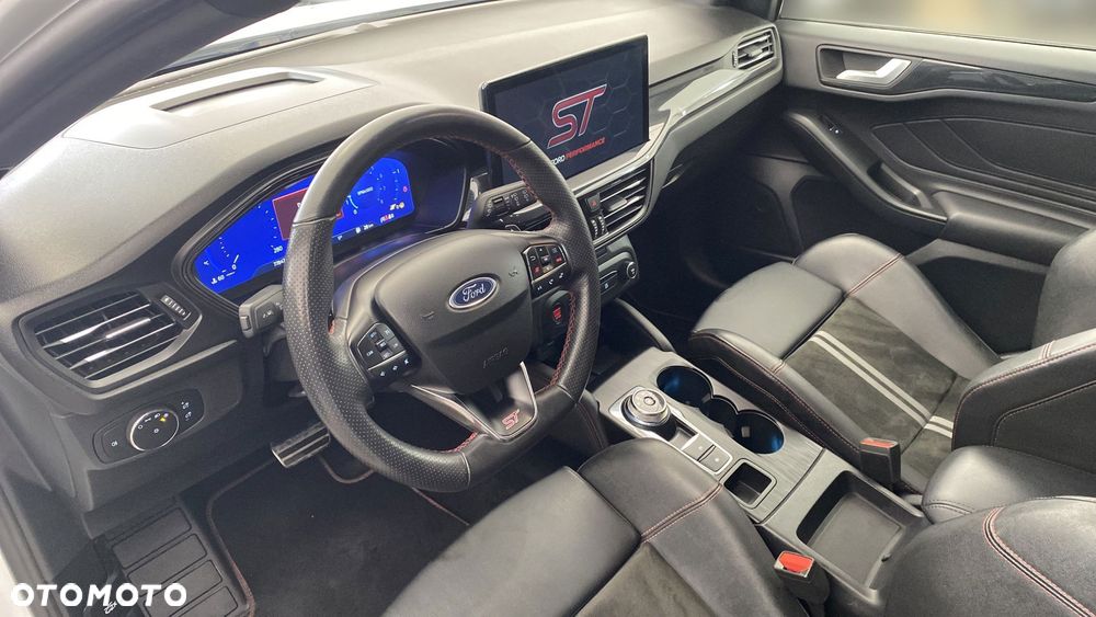 Ford Focus 2.3 EcoBoost ST X - 10