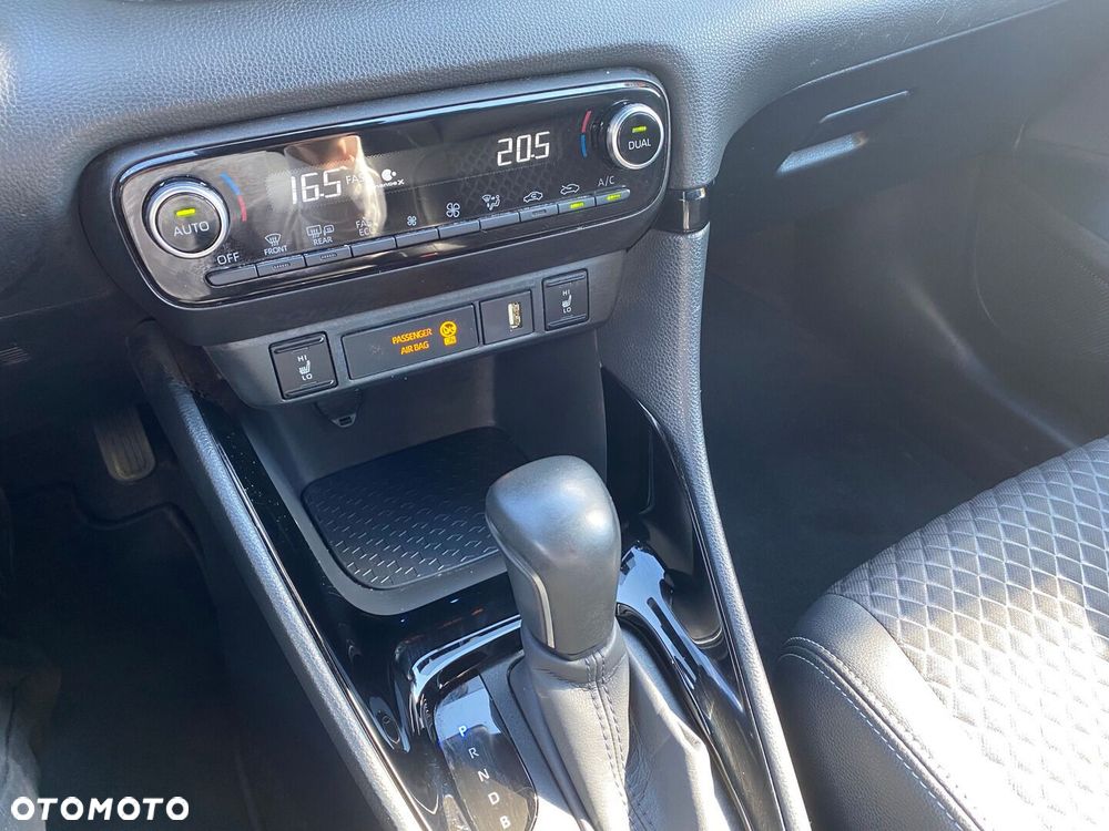 Toyota Yaris Hybrid 1.5 Selection Style - 20