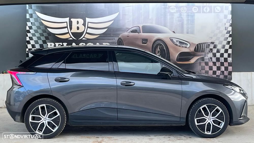 MG MG4 77 kWh Extended Range Luxury - 16