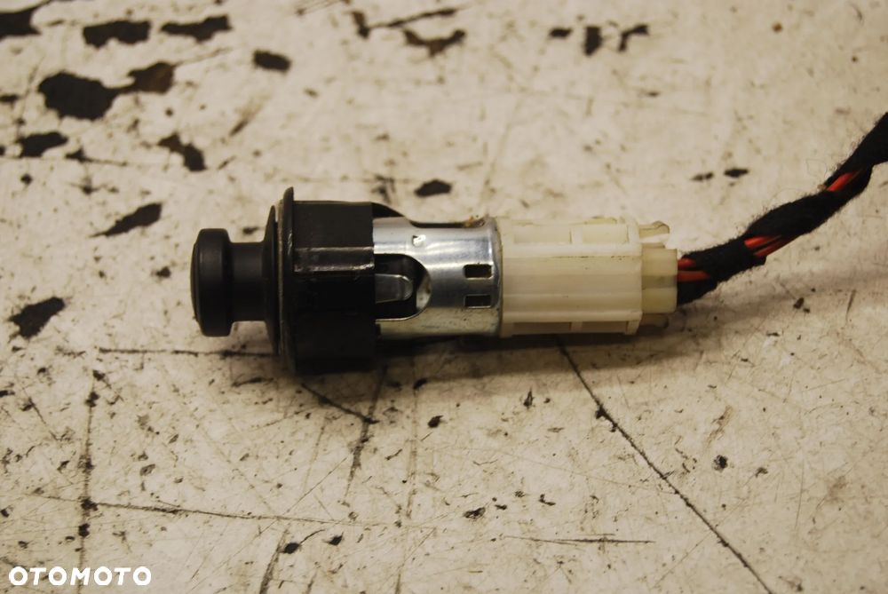 GNIAZDO ZAPALNICZKI 1K0919309 VW TOURAN I AUDI SEAT SKODA 3T0925869A - 2