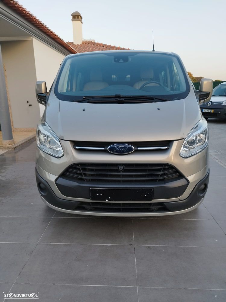 Ford Transit Custom  2.2 Tdci 125 Cv L2H1 Cabine  Dupla 5 Lugares - 10