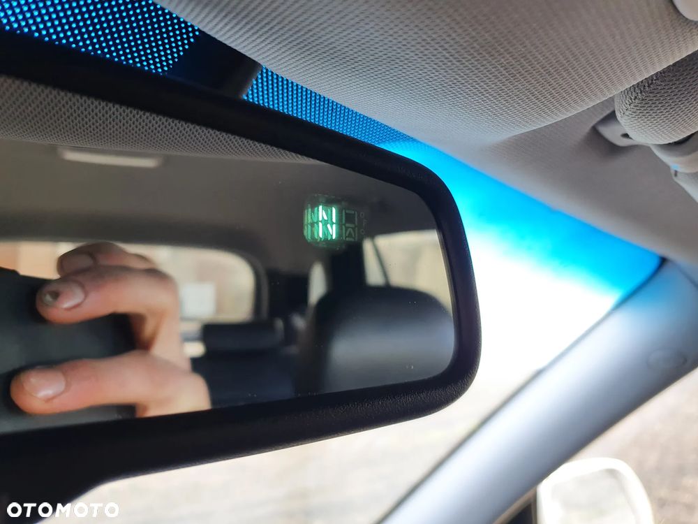 Hyundai Santa Fe 2.0 CRDi Style - 26