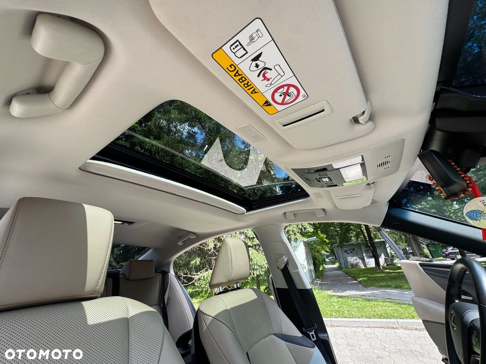 Lexus ES 300h Business Edition + - 12