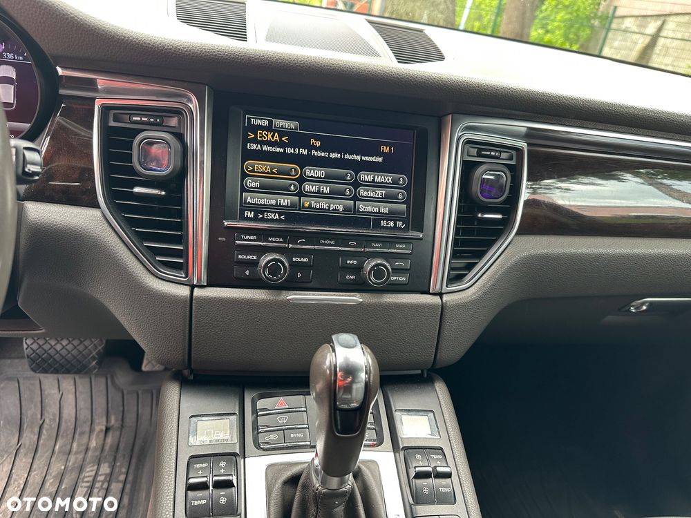 Porsche Macan - 23
