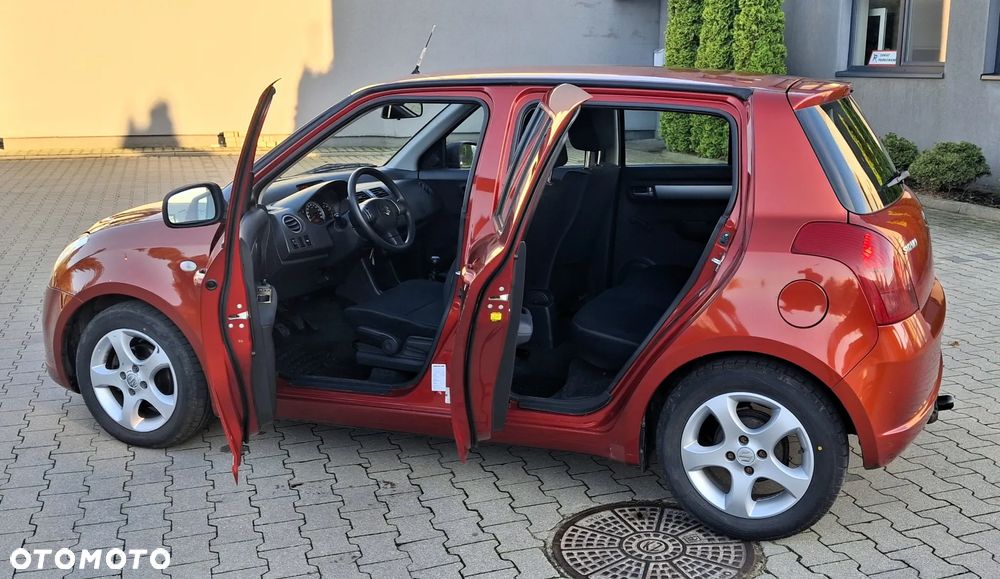 Suzuki Swift 1.5 Comfort - 26