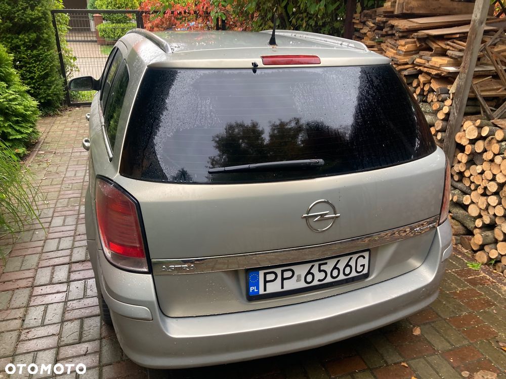 Opel Astra - 4