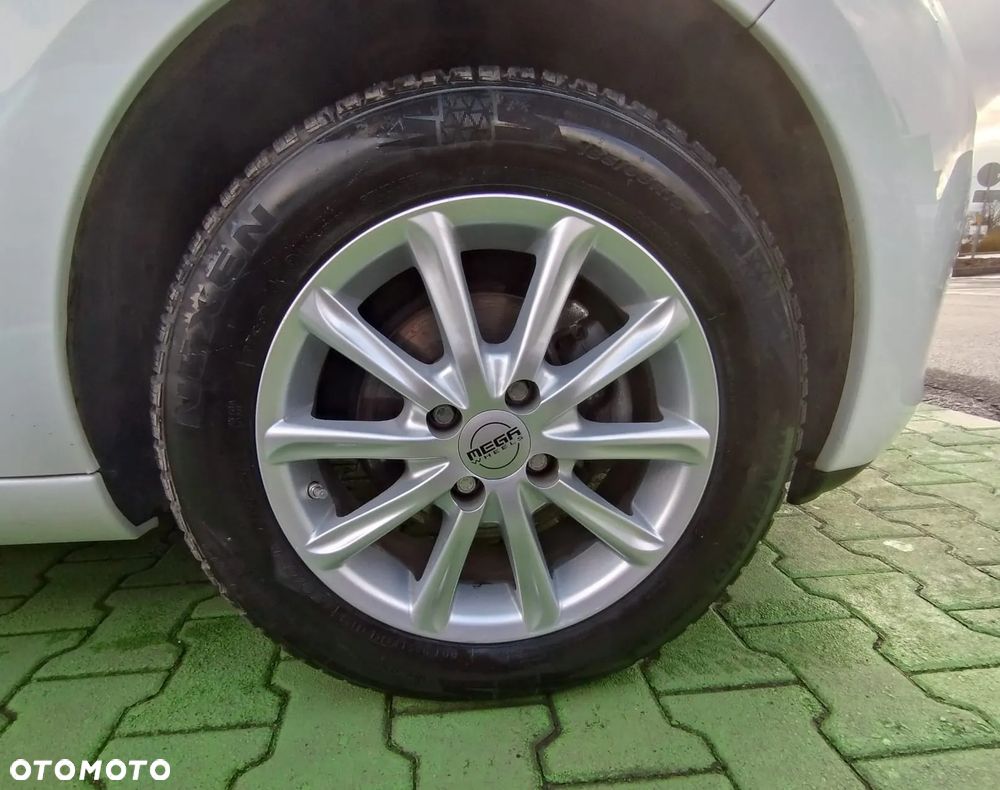 Renault Zoe - 17