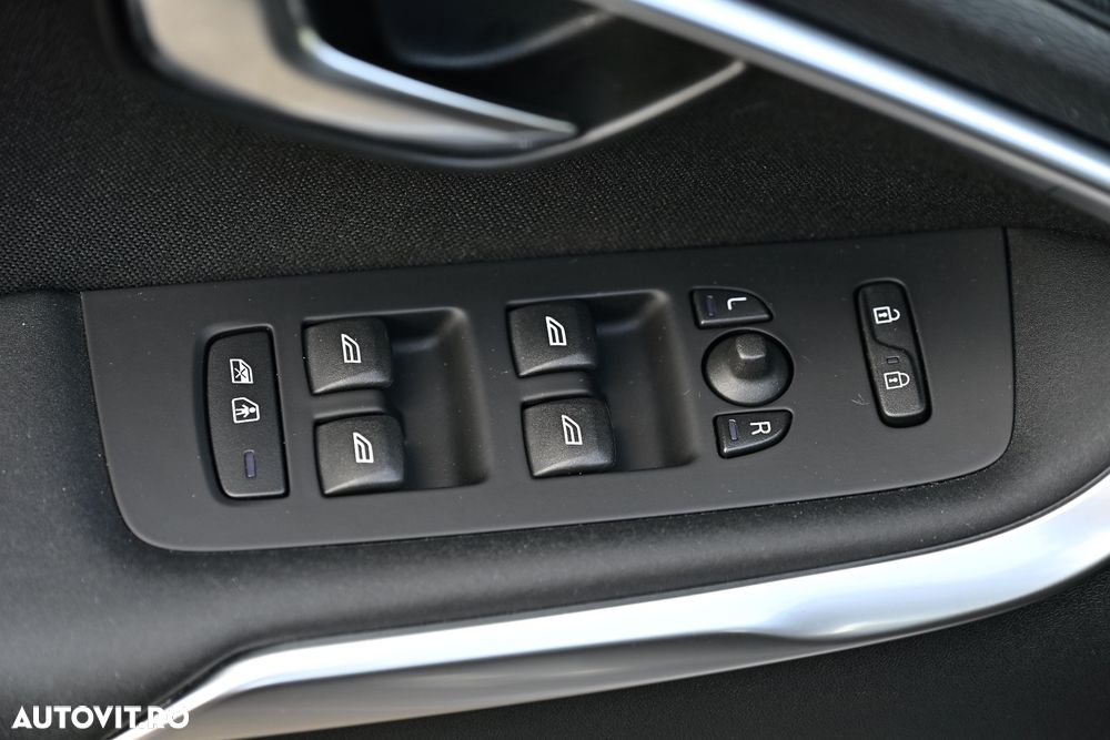 Volvo V40 - 31