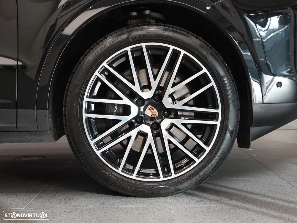 Porsche Cayenne E-Hybrid - 10