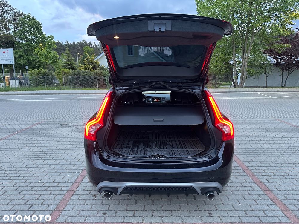 Volvo V60 D5 Geartronic RDesign - 10