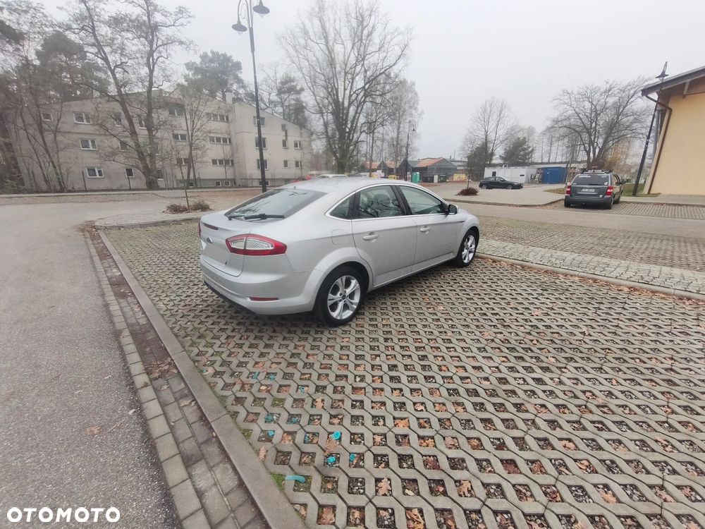 Ford Mondeo 2.0 TDCi Titanium - 20