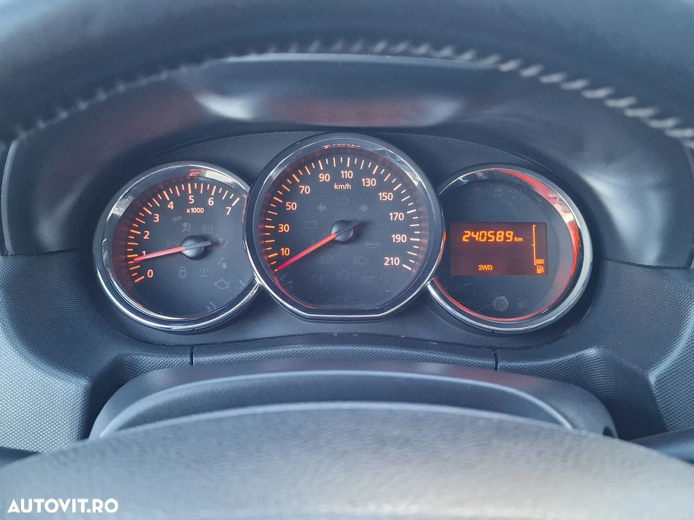 Dacia Duster 1.5 dCi 4x4 Ambiance - 8