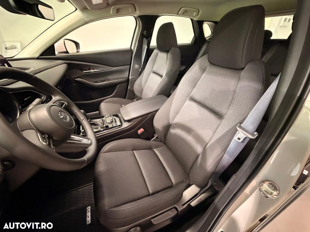 Mazda CX-30 e-SKYACTIV X186 AT MHEV Center-Line - 12