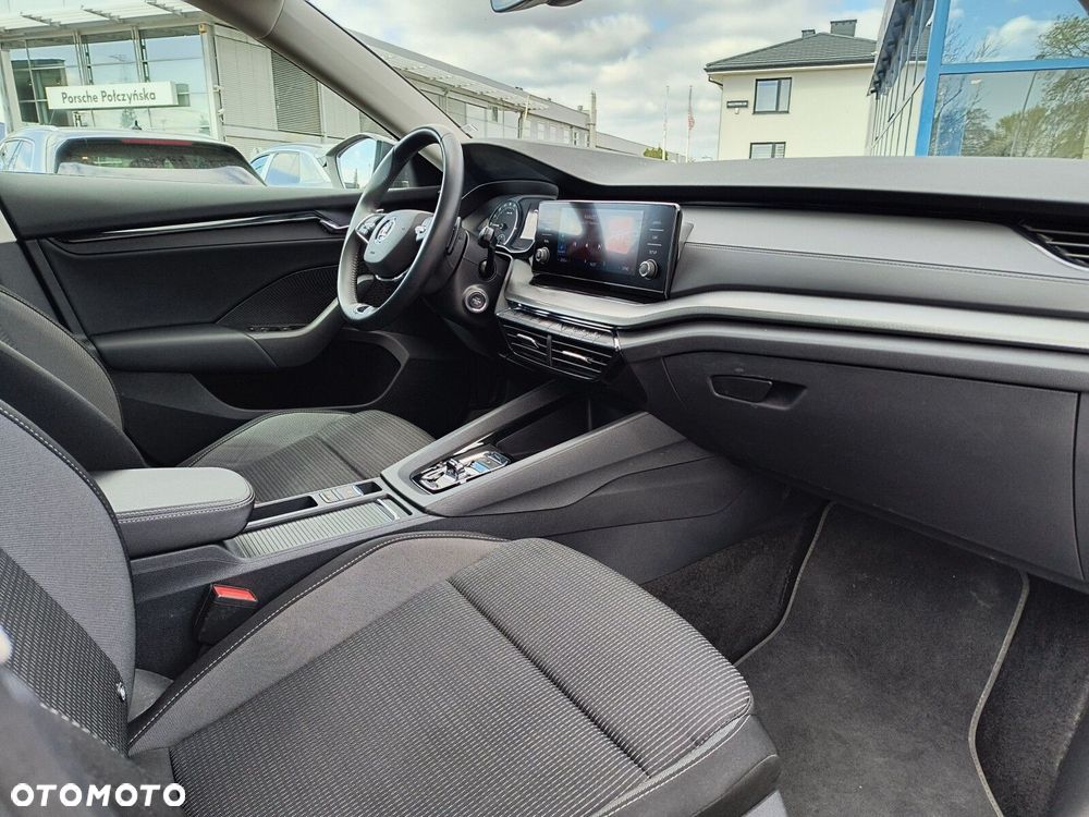 Skoda Octavia 2.0 TDI Ambition DSG - 11
