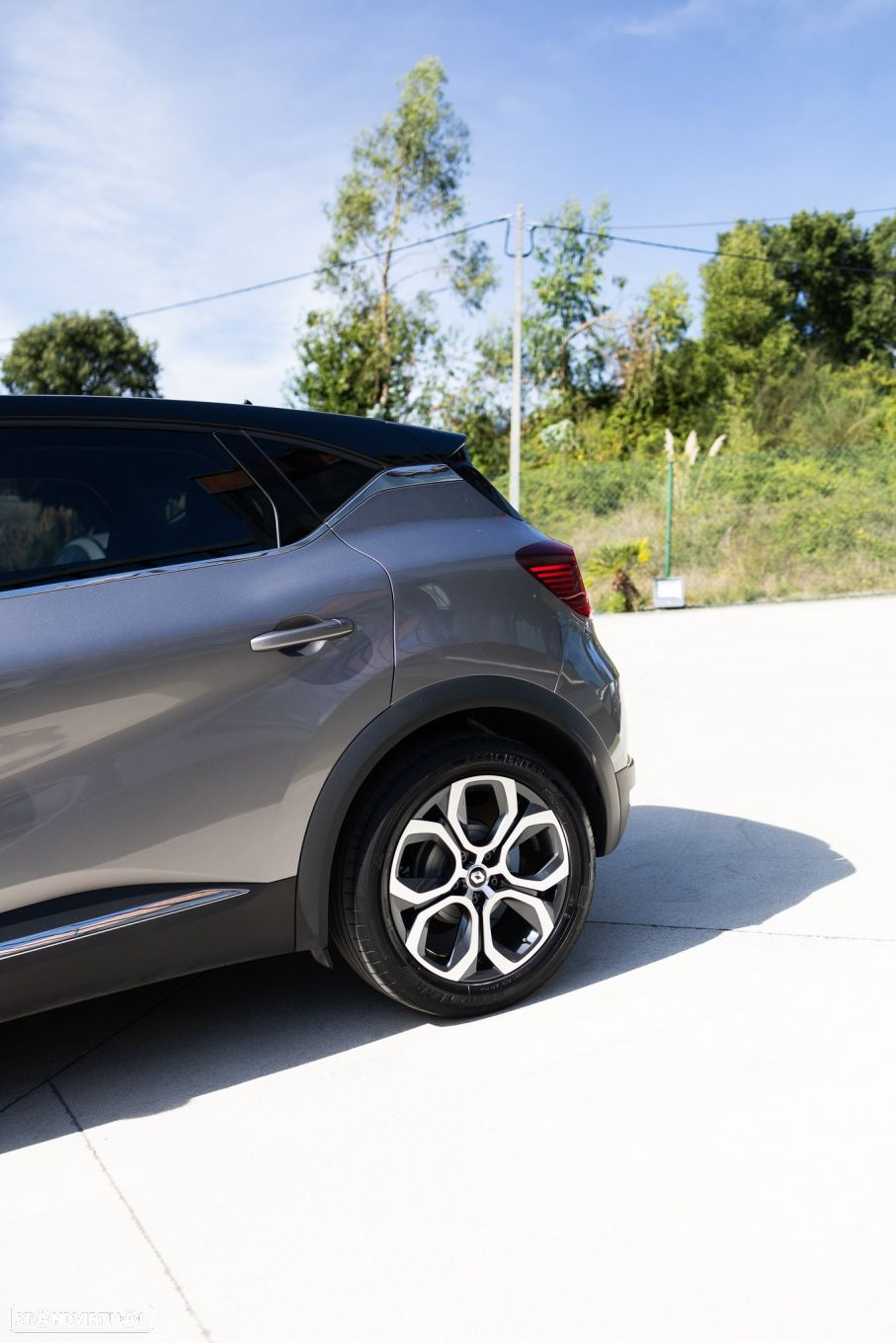 Renault Captur - 14