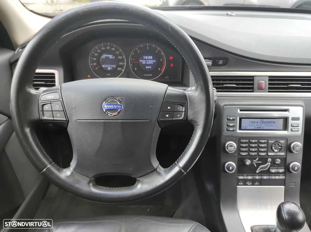 Volvo XC 70 D5 Momentum - 20