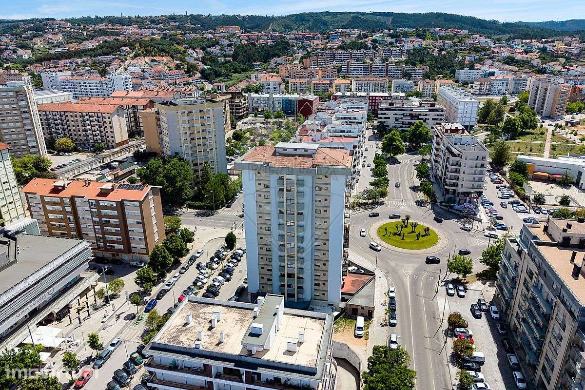 Apartamento T1 para arrendamento - Grande imagem: 2/29