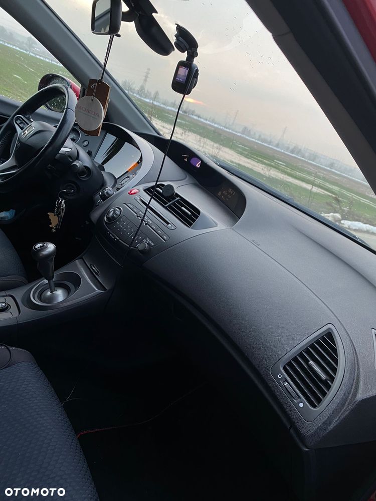 Honda Civic 1.8 Sport - 9