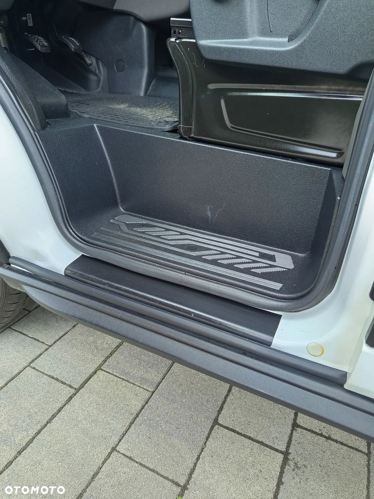 Ford transit - 25