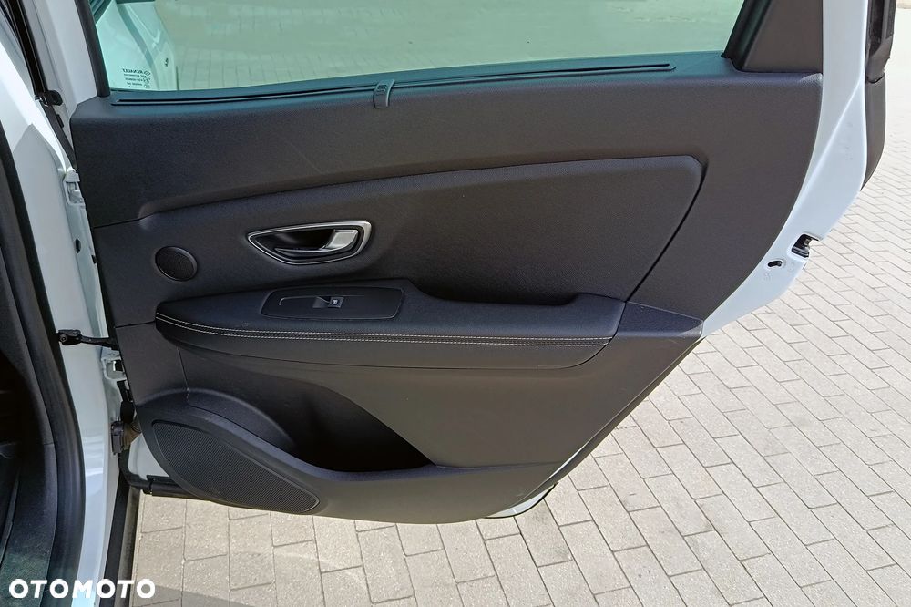 Renault Grand Scenic TCe 140 GPF BLACK EDITION - 33