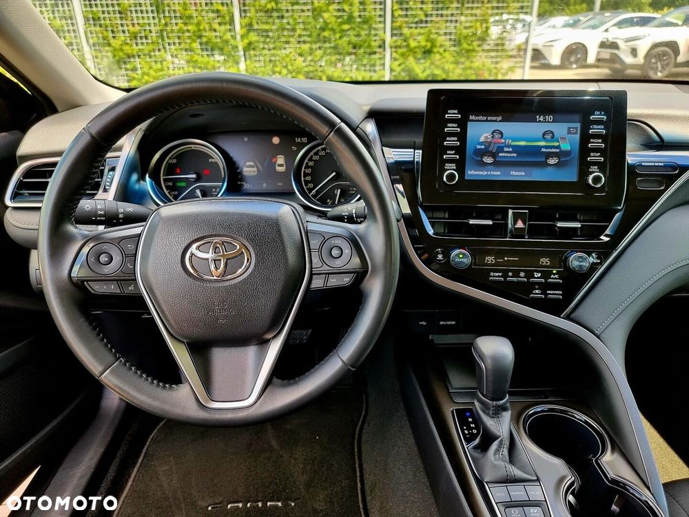 Toyota Camry 2.5 Hybrid Comfort CVT - 11