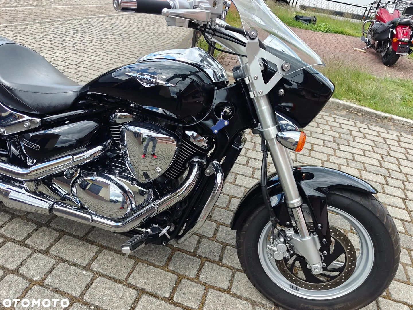 Suzuki Intruder - 2