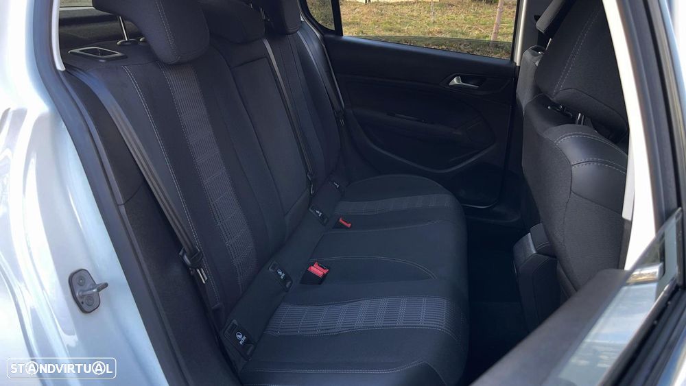 Peugeot 308 1.5 BlueHDi Allure Pack - 32