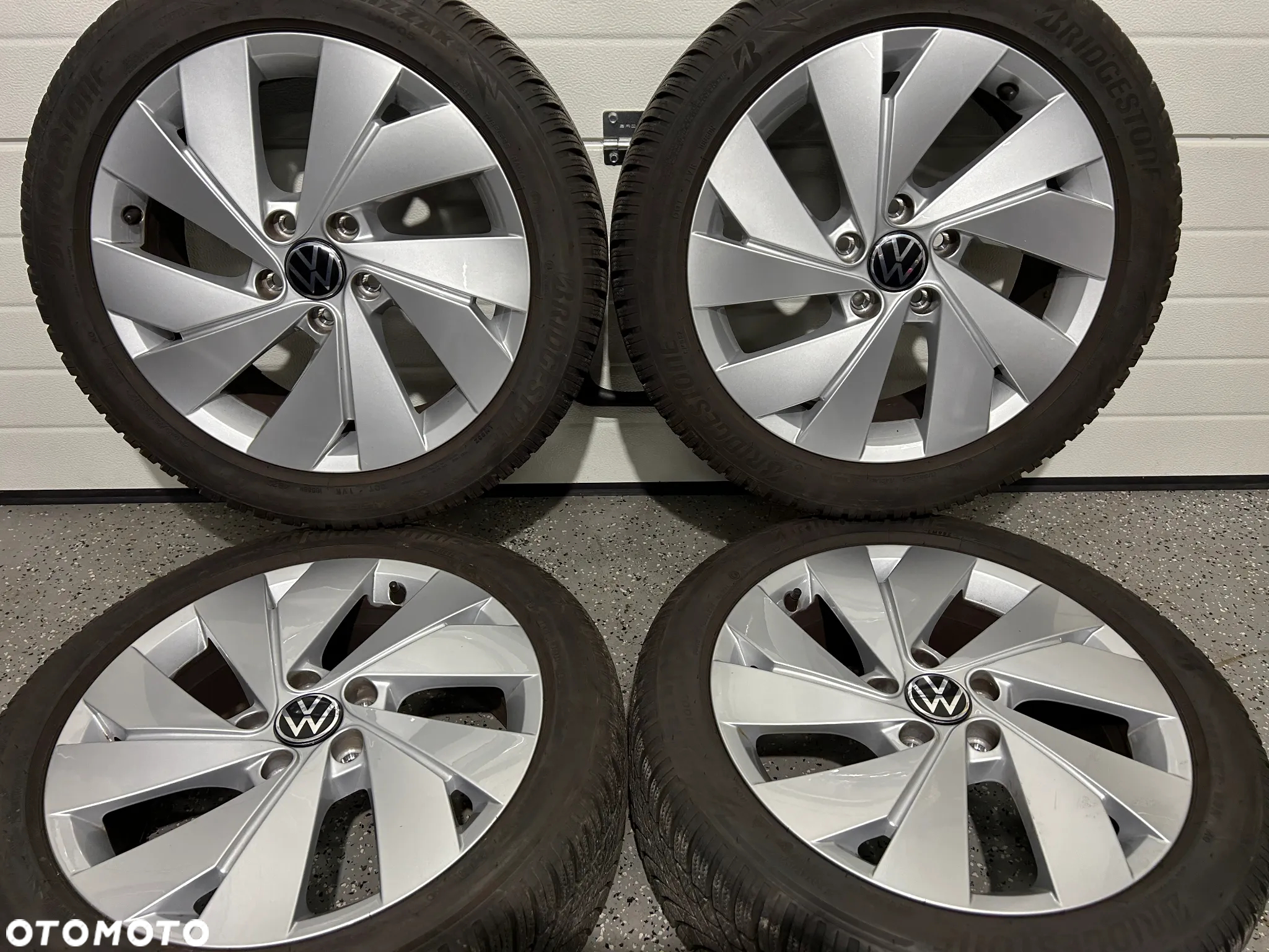 Oryginalne KOŁA FELGI 17 VW GOLF 8 7 6 5 A3 8Y 8V Bridgestone 205/50R17 2023r 7mm jak NOWE - 3