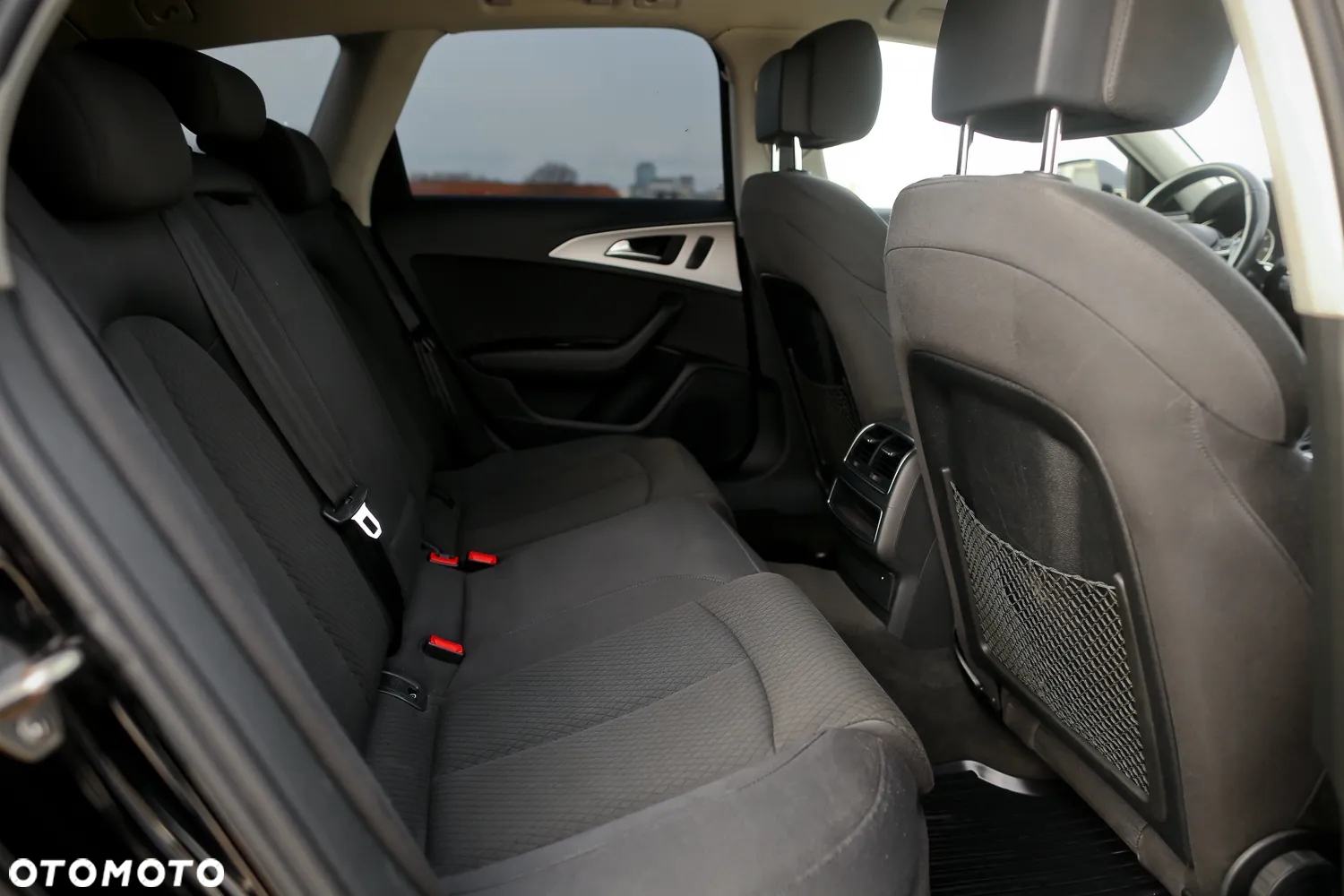 Audi A6 Avant 2.0 TDI quattro S tronic - 26