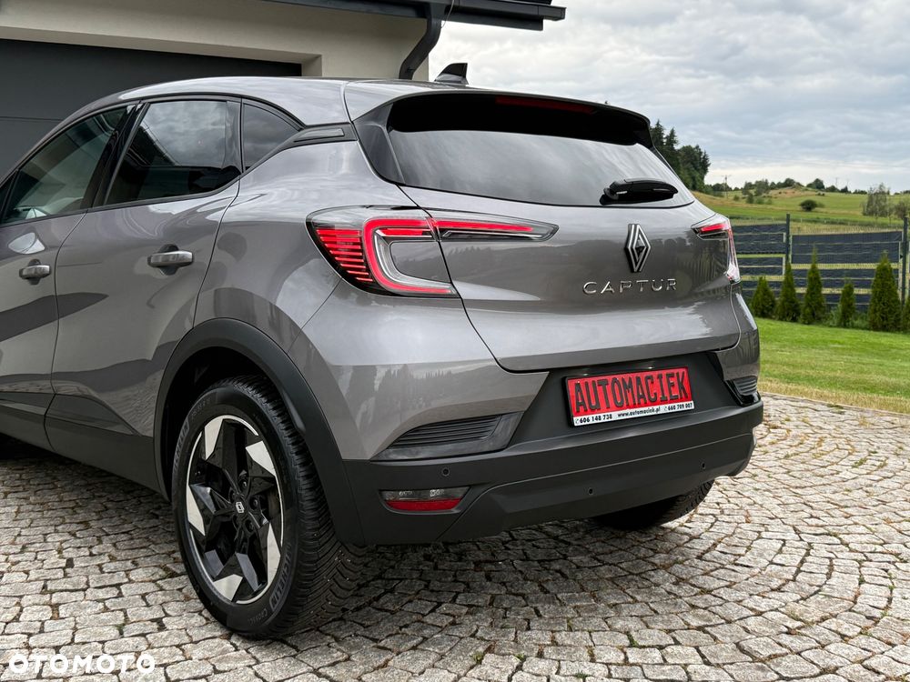 Renault Captur TCe Mild Hybrid 140 EDC GPF TECHNO - 12